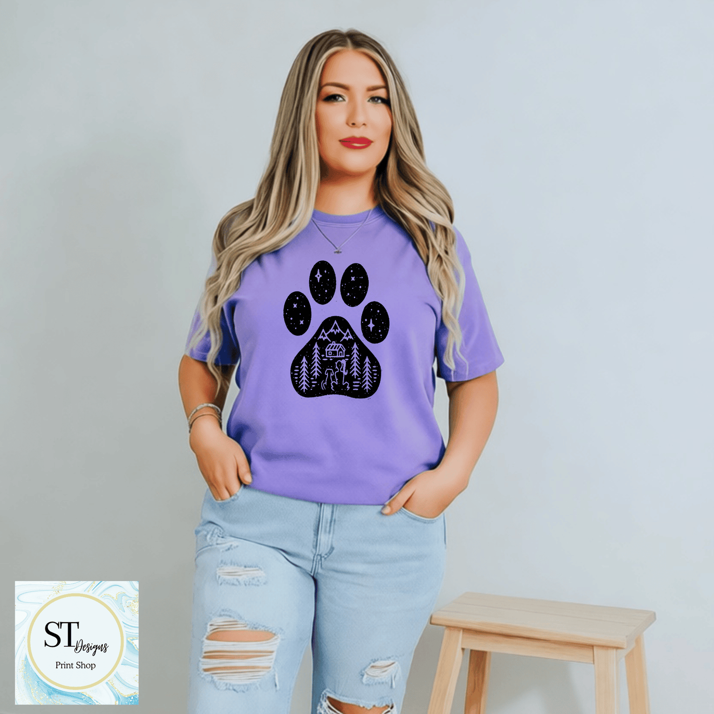 Mountain Dog Paw Print