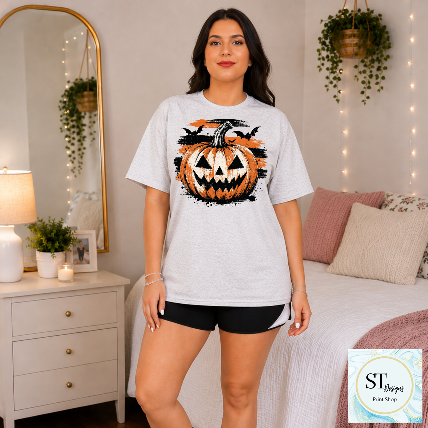 Grunge Jack-O'-Lantern and Bats Halloween Graphic