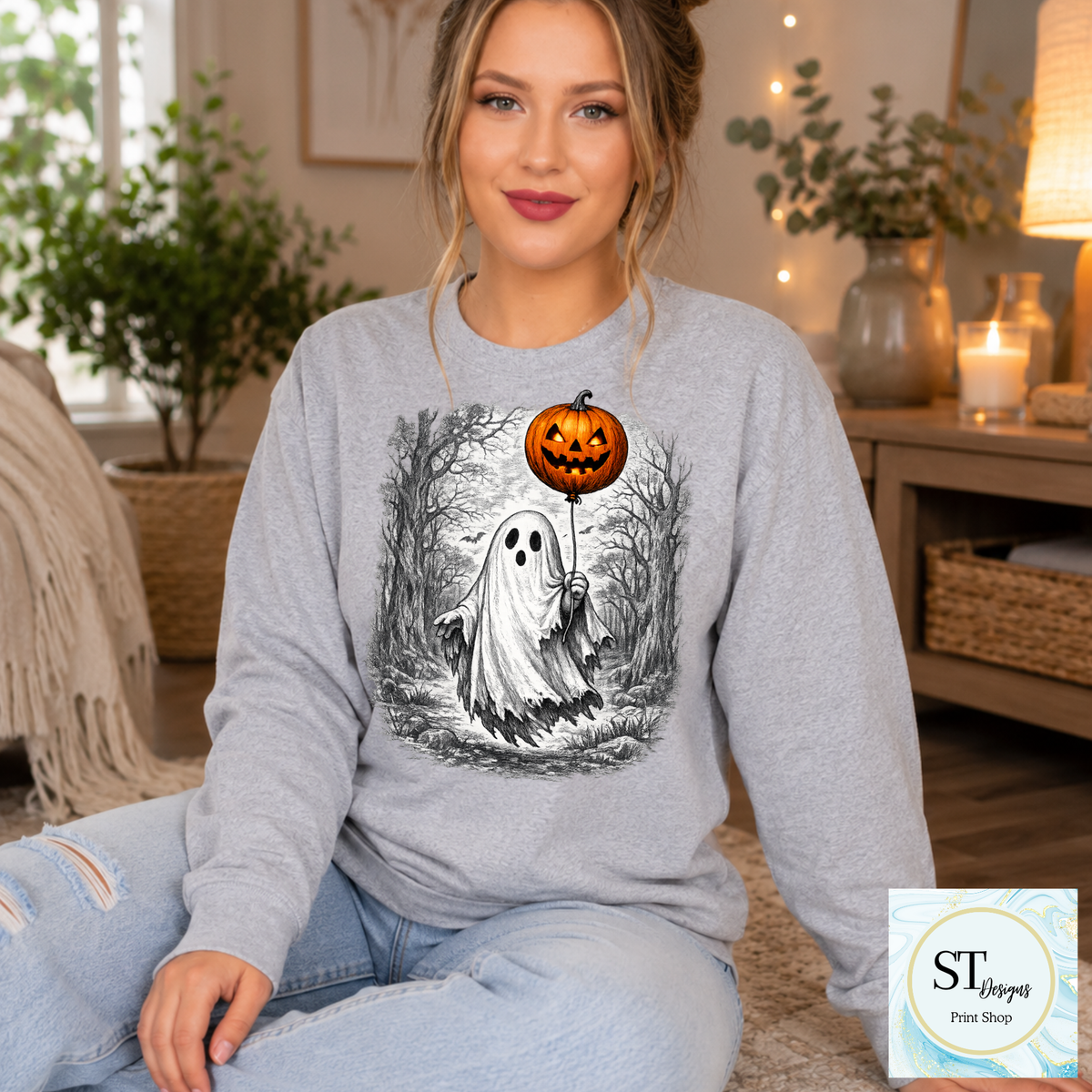 Spooky Ghost With Jack-O'-Lantern Balloon Halloween Design