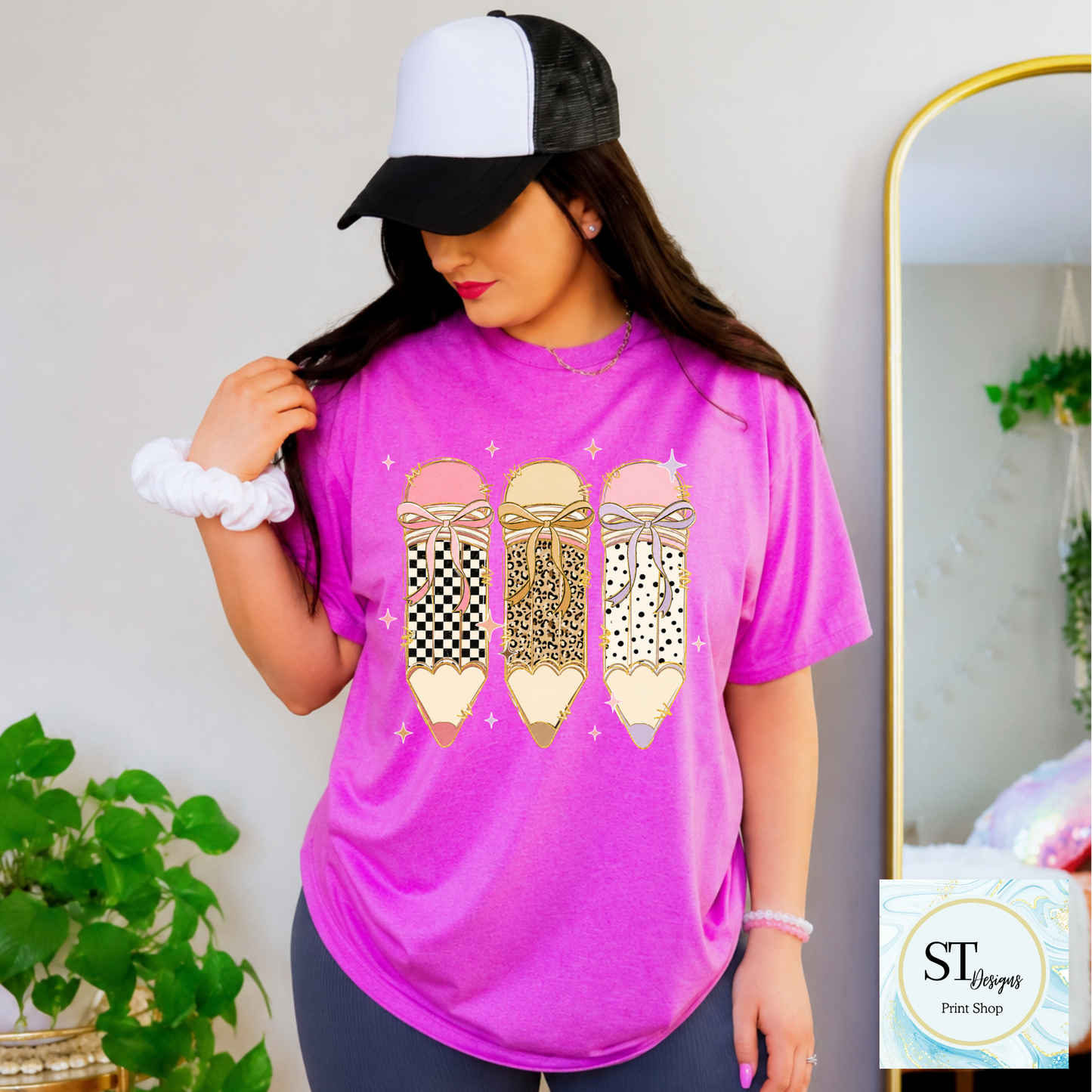 Coquette Pencil Teacher Shirt | Cute Teacher Graphic Tee | Back to School Teacher T-Shirt | Teacher Gift