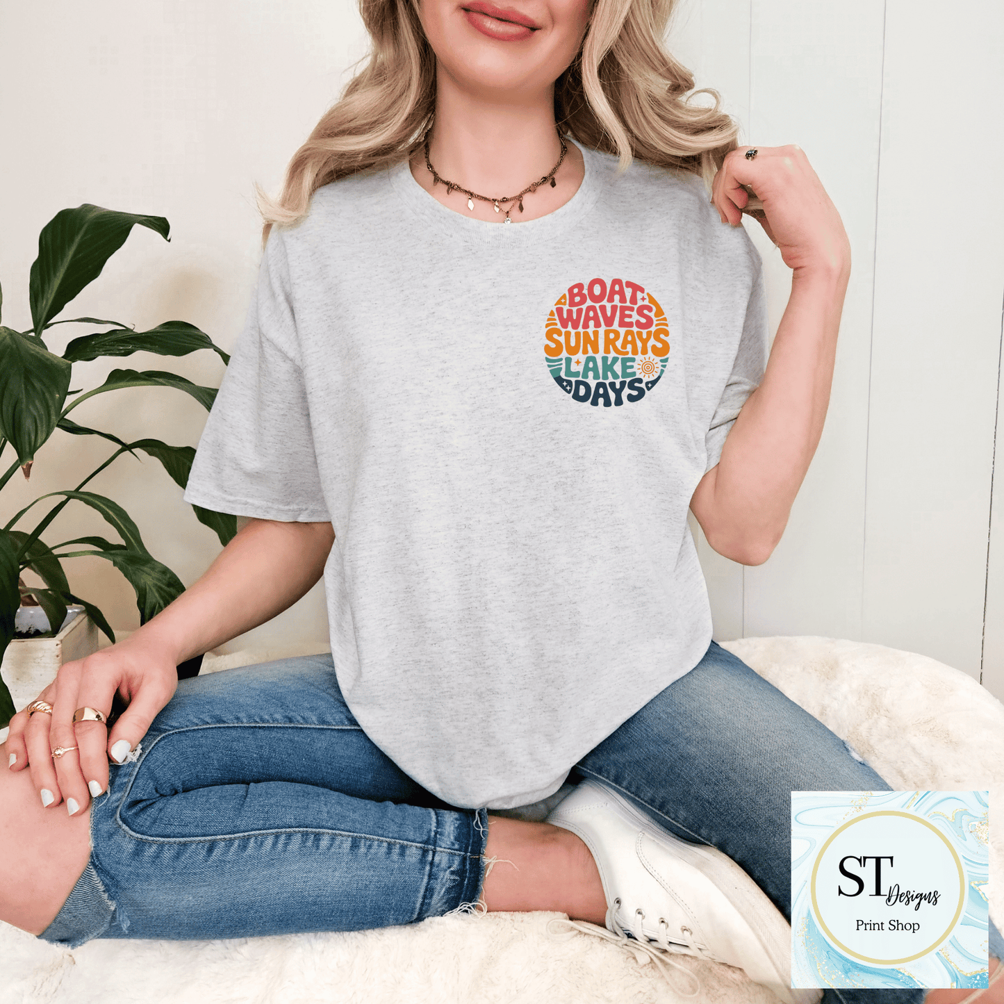 Boat Waves Sun Rays Lake Days