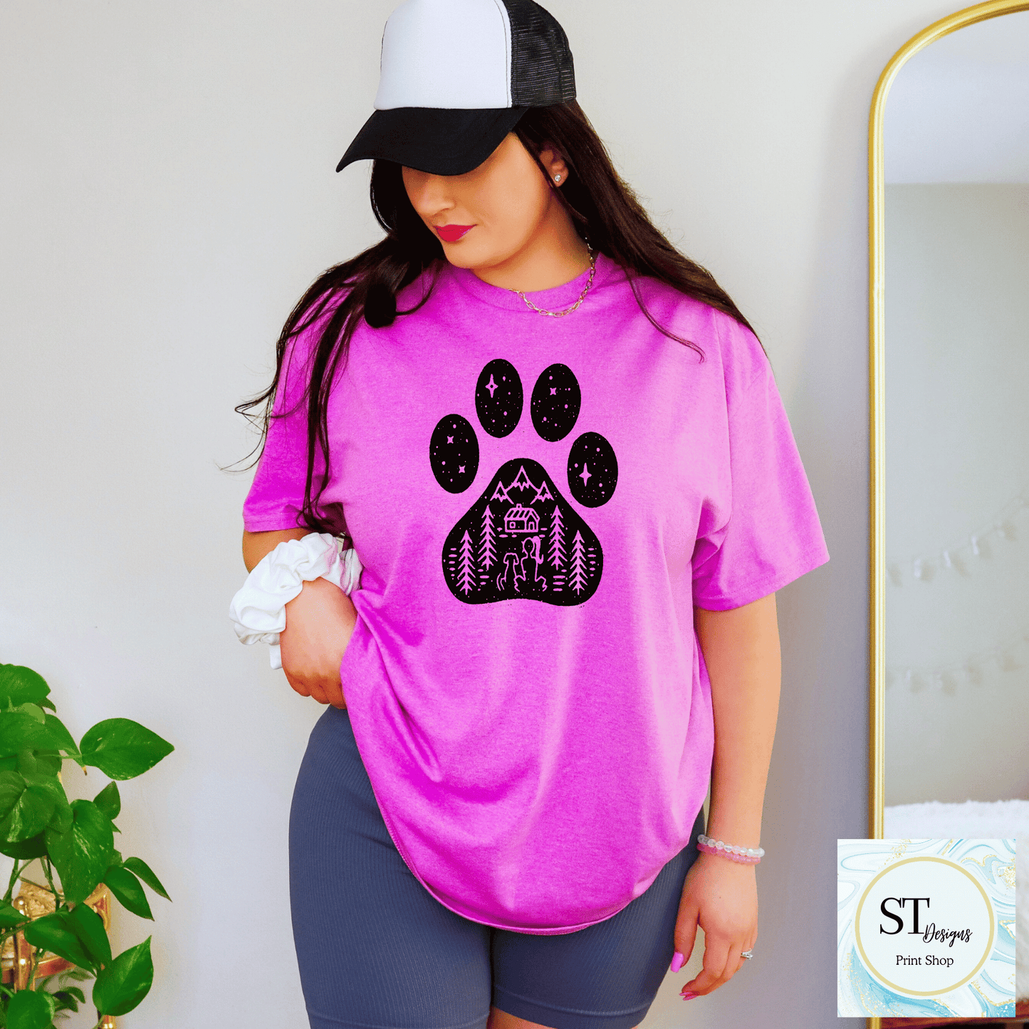 Mountain Dog Paw Print