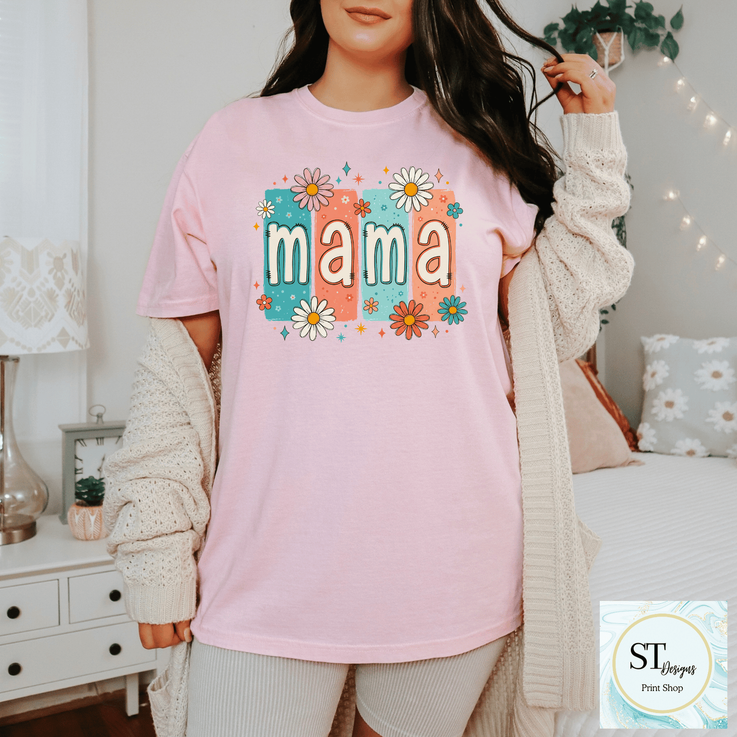 Retro Floral Mama Design
